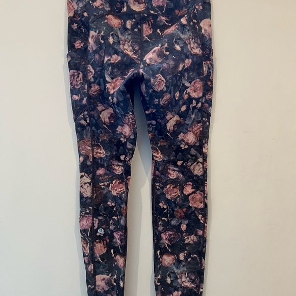 <lululemon> Lululemon Speed Up Tight *28" - Picture 4 of 7